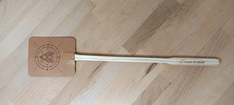 tapette à mouche manche 40 cm